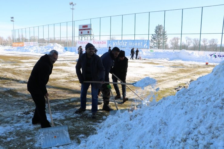 Sivas Belediyespor - Ankara Demirspor maçına kar engeli, ertelenebilir