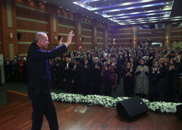 Cumhurbaşkanı Erdoğan, “Rejim güçleri Soçi sınırlarına çekilene kadar İdlib’deki sorun çözülmeyecektir”