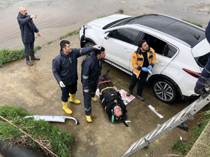 Fethiye’de otomobil sulama kanalına uçtu; 1 yaralı
