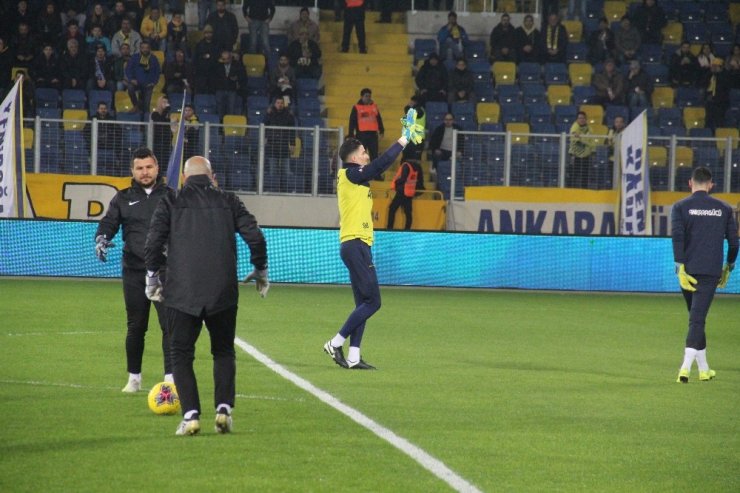Başkentte Altay Bayındır’a sıcak karşılama