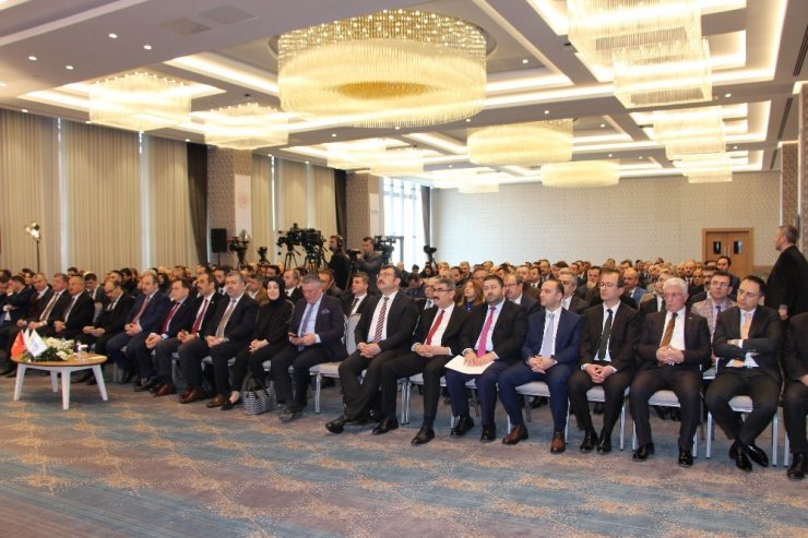 Bakan Varank’tan Elazığ ve Malatya’ya kredi müjdesi
