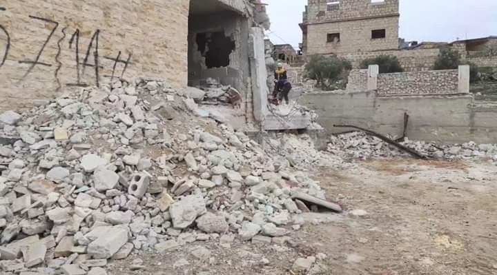 Rus savaş uçakları Halep’e saldırdı: 4 ölü