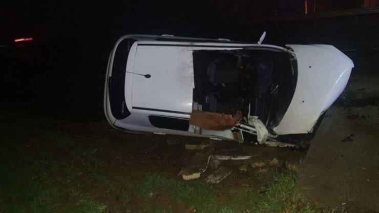 Tekirdağ’da otomobil su kanalına uçtu: 2 ölü