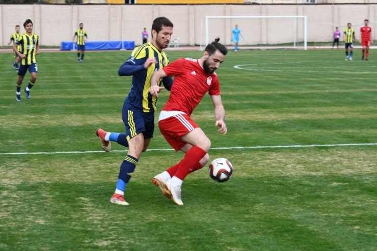 TFF 2. Lig: Tarsus İdman Yurdu: 3 - Gümüşhanespor: 1