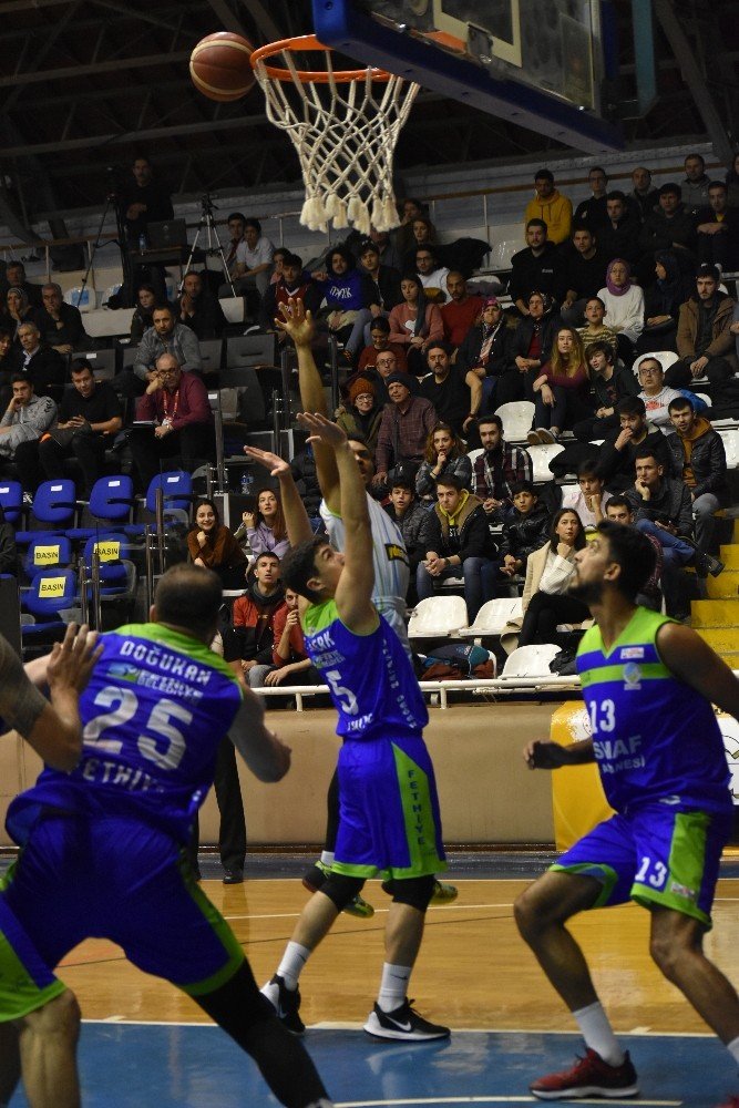 Türkiye Basketbol Ligi: Balıkesir BŞB: 79 - L.H. Fethiye Belediyespor: 84