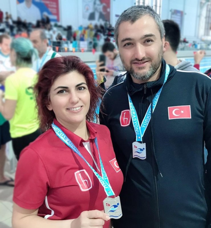 Uluslararası Masterlar Kış Yüzme Şampiyonası Antalya’da yapıldı