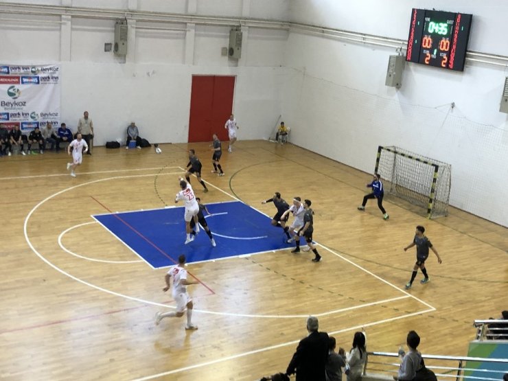 Challenge Kupası: Beykoz Belediyespor: 31 - Valur: 30
