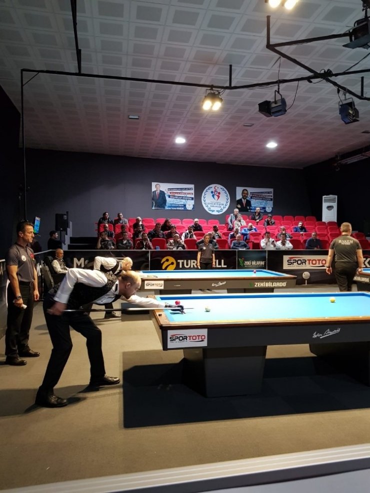 Başarılı sporcu Çarşamba Belediyespor’u dünya kupasında temsil edecek