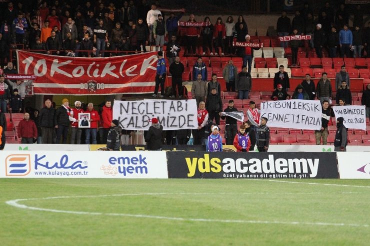 TFF 1. Lig: E.H. Balıkesirspor: 0 - İstanbulspor: 2 (İlk yarı sonucu)