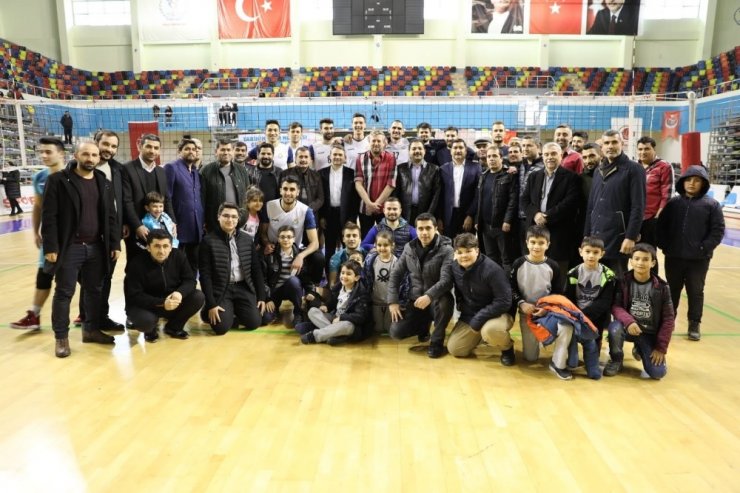 Lider rakiplerine puan kaptırmıyor