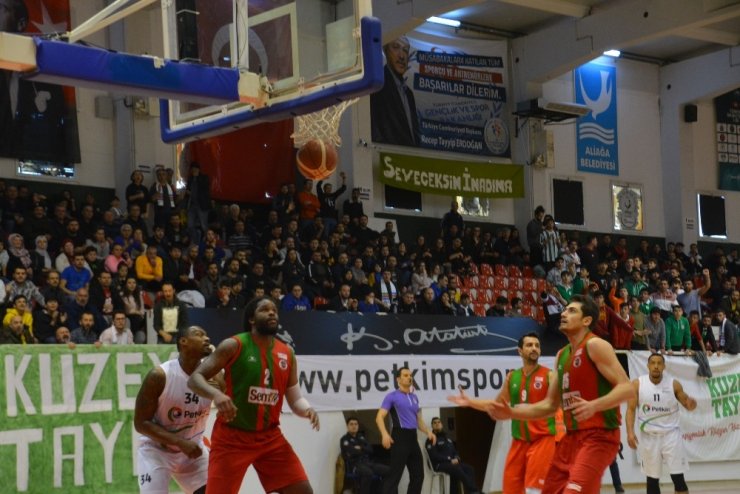 TBL: Petkimspor: 75 - Semt77 Yalovaspor: 61