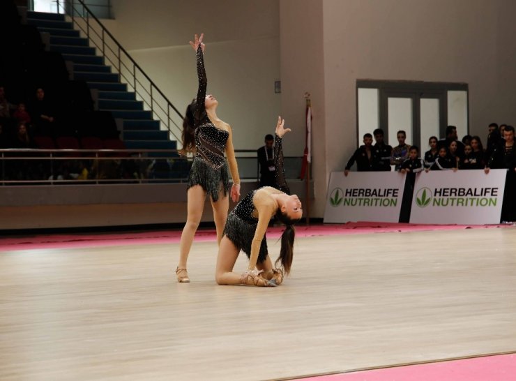 Adana’da Salsa Şampiyonası