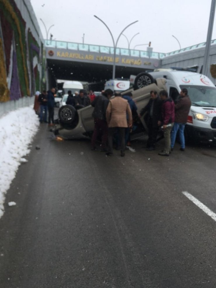 Van’da trafik kazası: 3 yaralı