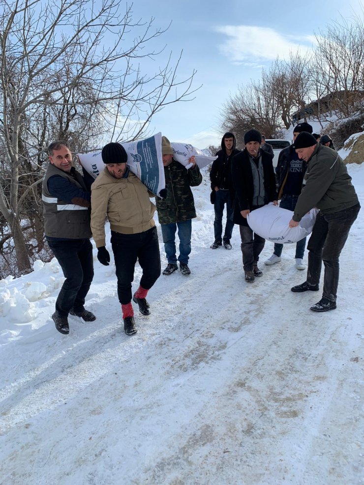 Batman'da yaban hayatı için doğaya yem bırakıldı