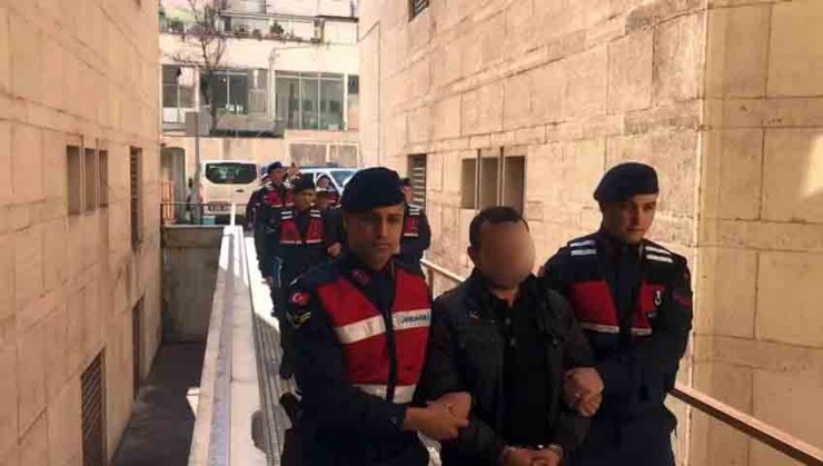 30 tonluk su tankerini çalmak isterken suçüstü yakalandılar