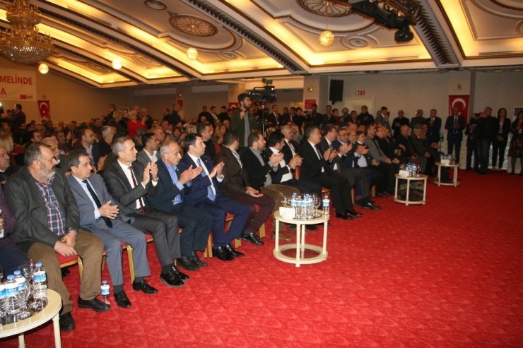 CHP Diyarbakır İl Başkanlığına Gönül Özel seçildi