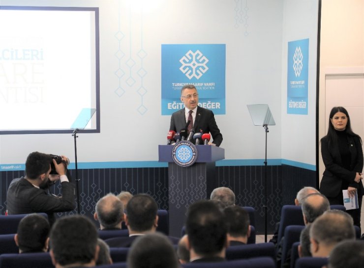 Cumhurbaşkanı Yardımcısı Oktay: "FETÖ’nün bütün dünyada akıttığı zehrin panzehiri sizlersiniz"