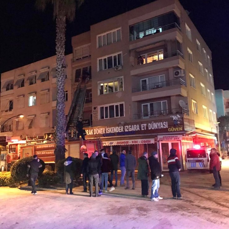 Yaşlı adam evinde ölü bulundu