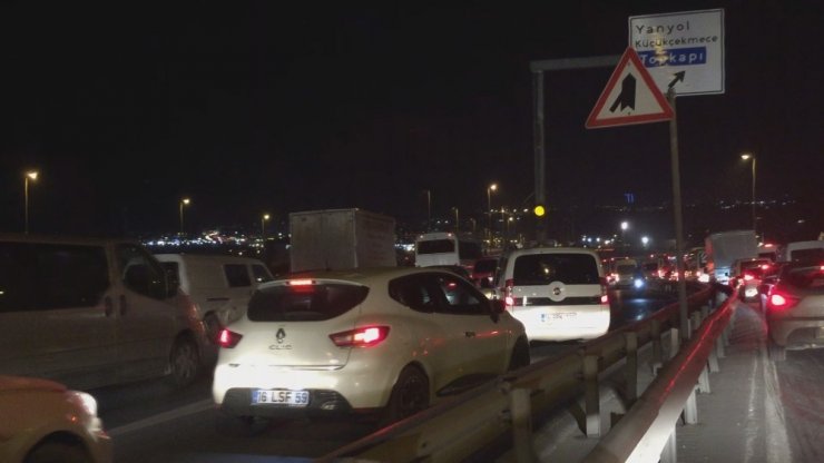 E-5’te geri geri giden araçlar bu kadarına pes dedirtti
