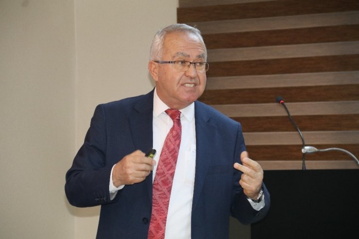 Türkiye Arı Yetiştiricileri Merkez Birliği Başkanı Şahin: "Türkiye bir bal cennetidir"