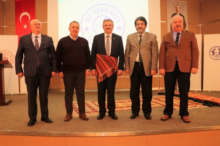 Hasan Büyükdede, ‘Kariyer Günleri’nin konuğu oldu