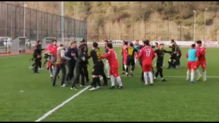 Sinop Erfelek’te oynanan maçın ardından olay çıktı