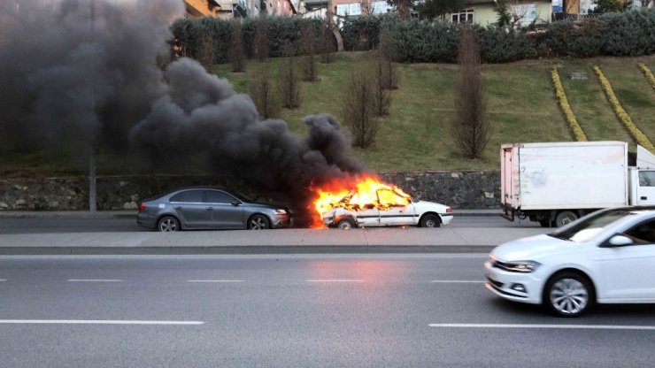 Şişli’de LPG’li otomobil alev alev yandı
