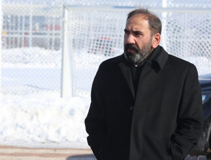 Mecnun Otyakmaz ateş püskürdü: “Bu son uyarım!”