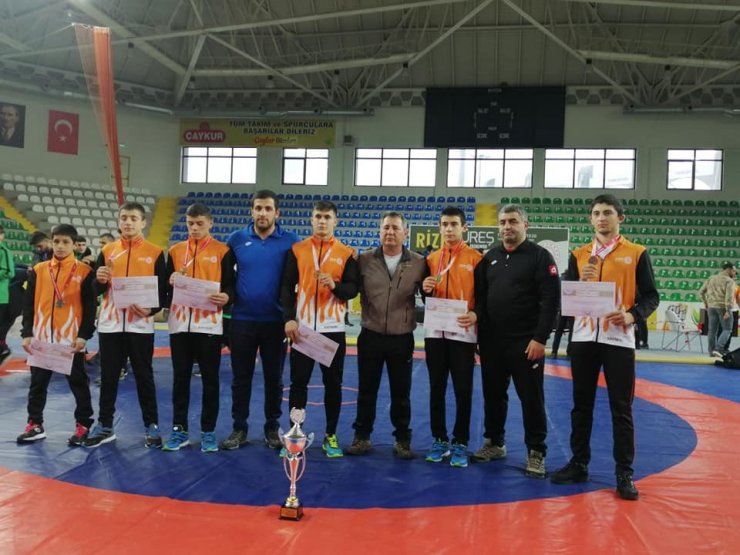 Kayseri GEM, Analig Güreşte Türkiye Şampiyonu