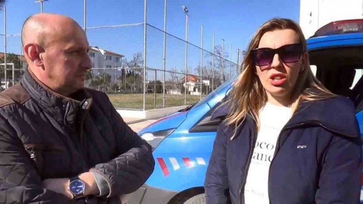 İranlı 4 kişi polis süsüyle turistleri gasp ettiler