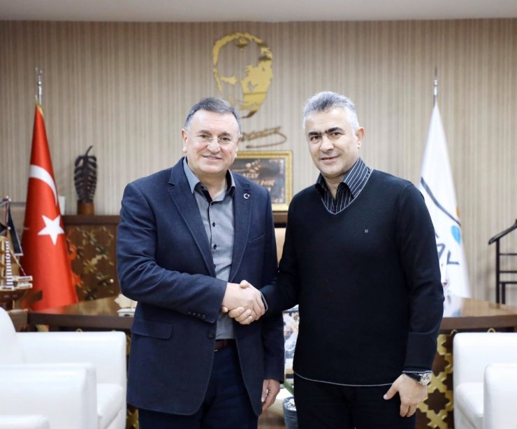 Hatayspor’da Mehmet Altıparmak dönemi