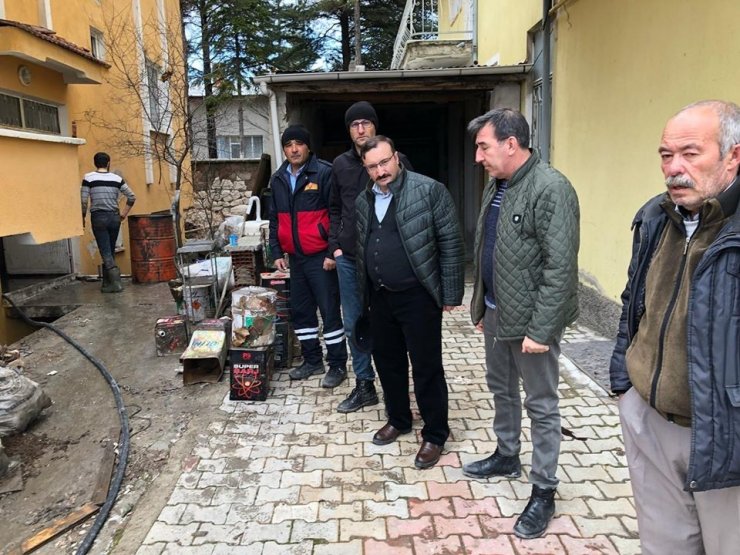 Su kaçağı vatandaşları mağdur ediyor