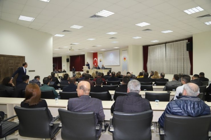 Belediye Başkanı Arı’dan iş dünyasına önemli mesajlar