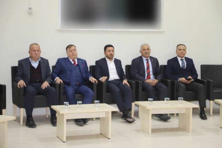 Belediye Başkanı Arı’dan iş dünyasına önemli mesajlar