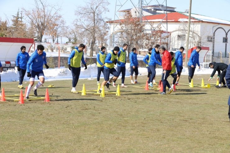 Nevşehir Belediyespor, Halide Edip Adıvarspor maçı için hazırlıklarını tamamladı