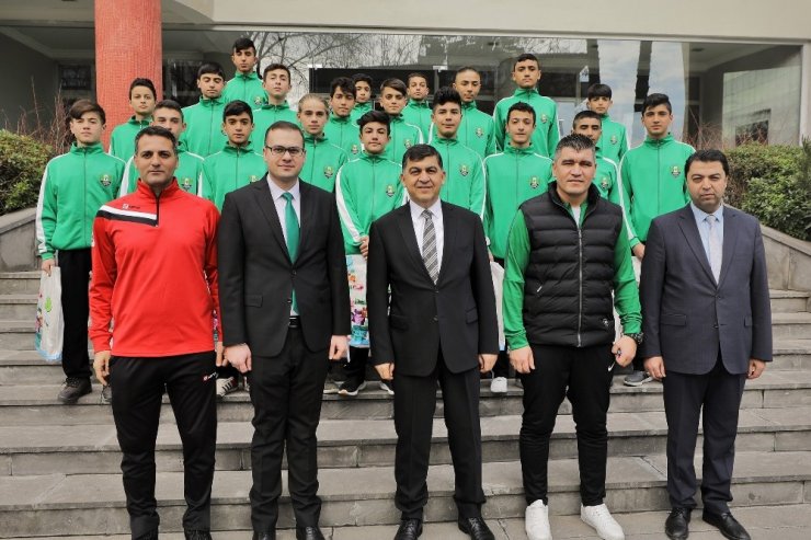 Şampiyonlar teşekkür ziyaretinde