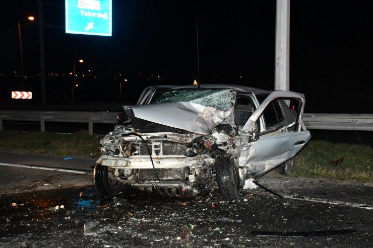 Tekirdağ'da iki otomobilin çarpıştığı kazada sürücülerden biri öldü