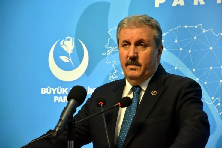 BBP Genel Başkanı Destici: “Yeni bir darbe girişimine ihtimal vermiyoruz”
