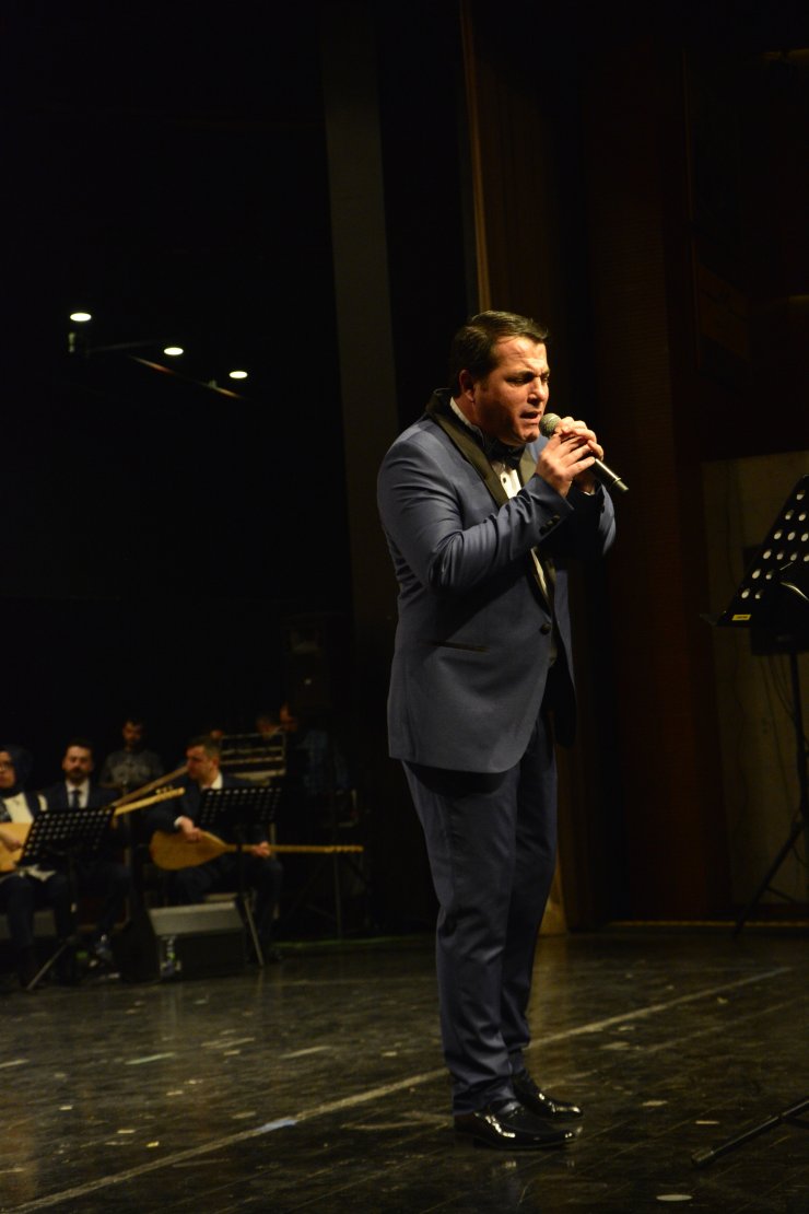 Bursa'da "Şarkılarımız Türkülerimiz" konseri ilgi gördü