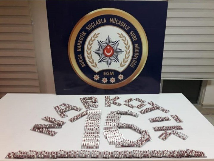 Ampulün içerisinde uyuşturucu satan 3 kişi tutuklandı