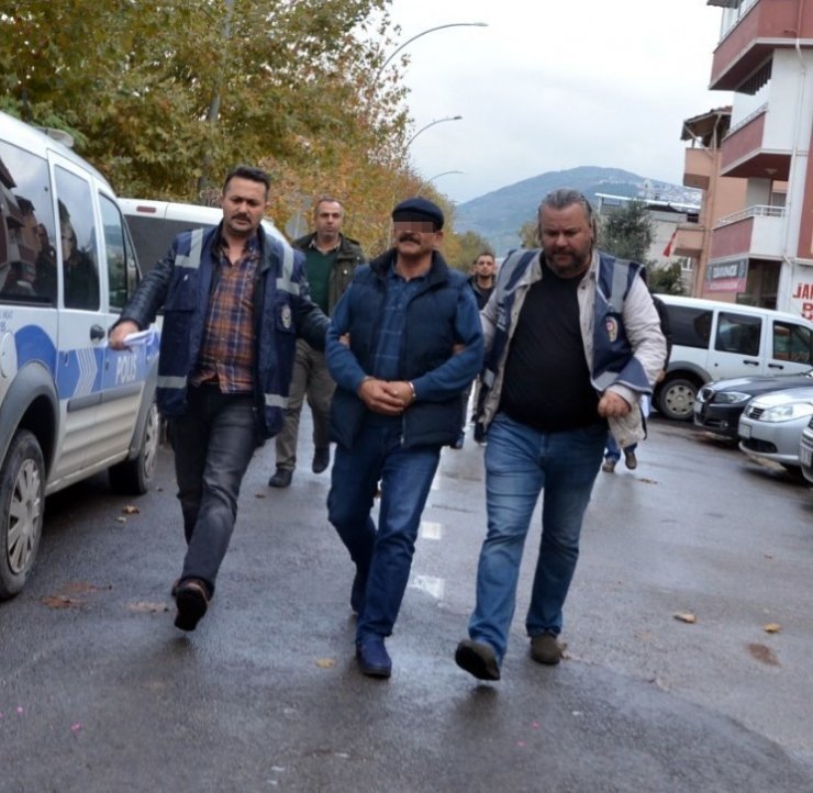 Kız kardeşini öldüren sanık yargılanıyor