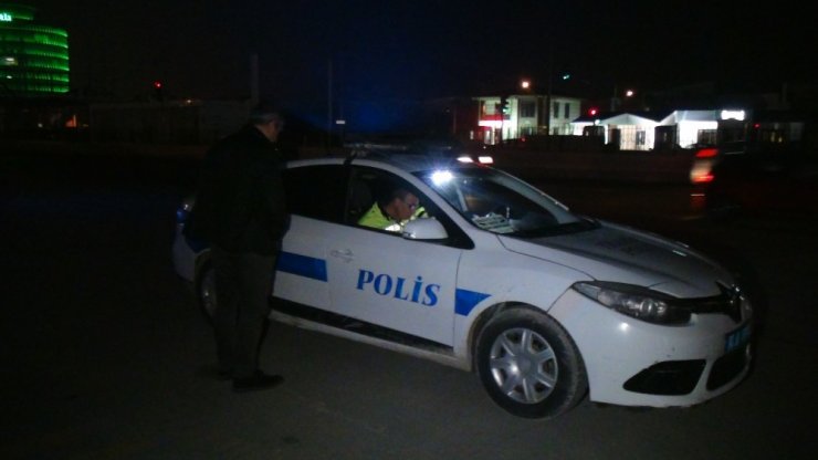 Karşıdan karşıya geçerken canından oluyordu