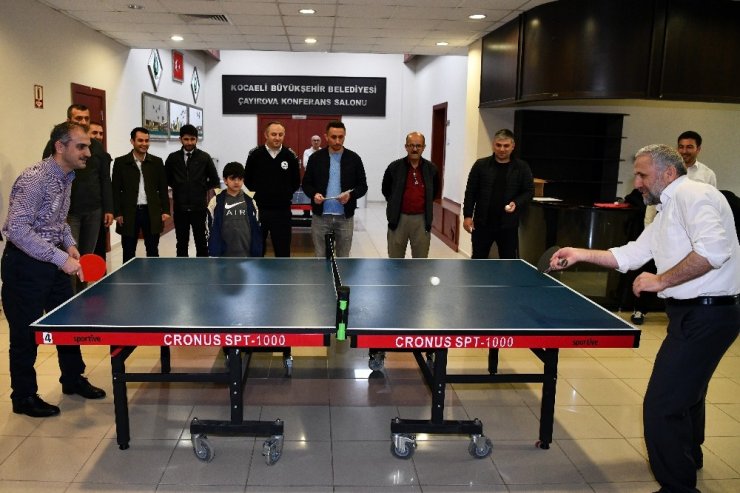 Çayırova Belediyesi masa tenisi turnuvası başladı