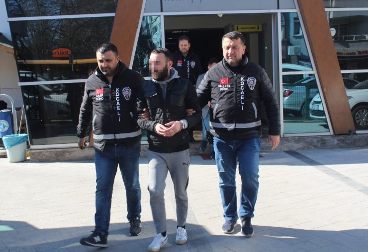 İşten çıkartılınca eski amirinin evini kurşunlayan şahıs tutuklandı