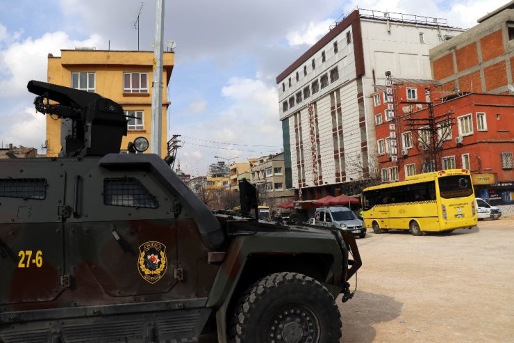 Gaziantep’te helikopter destekli trafik uygulaması