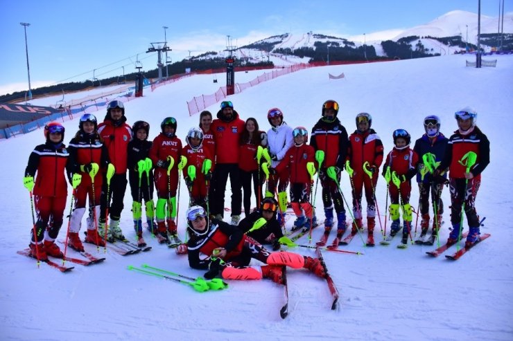 AKUT Spor Kulübü son iki yarışta 19 madalya kazandı