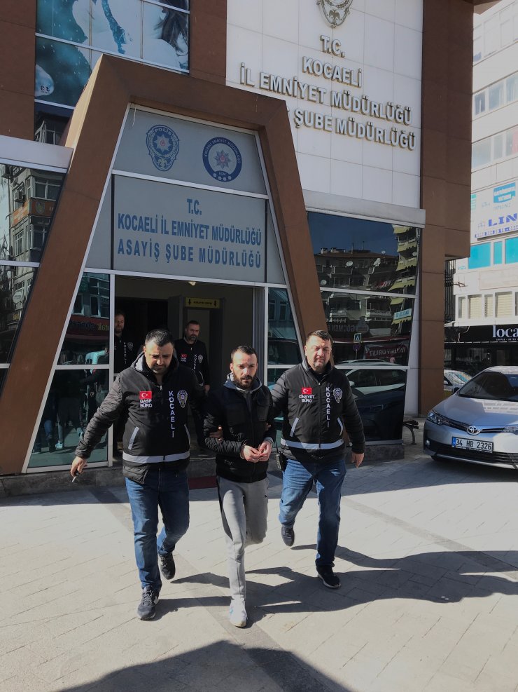 İşten çıkarıldığı gerekçesiyle amirinin evine ateş açan kişi tutuklandı