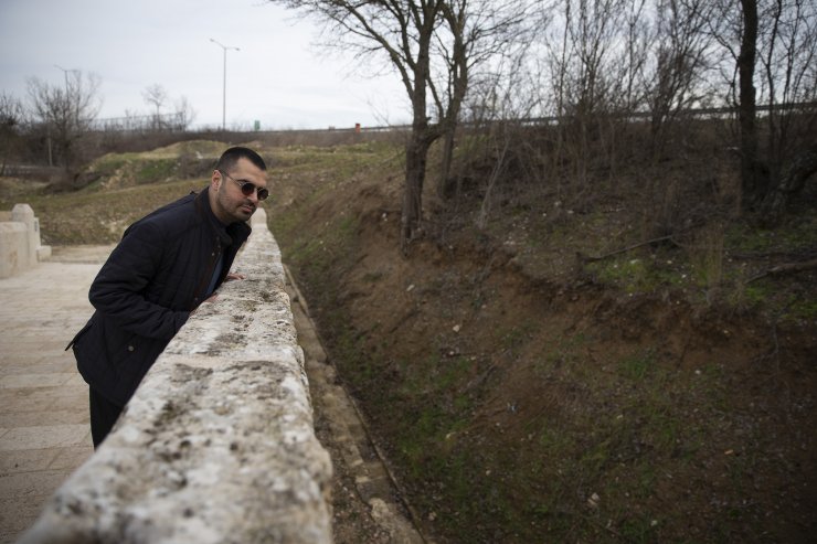 Kavşak içerisinde kalan tarihi köprü korunarak geleceğe aktarılıyor