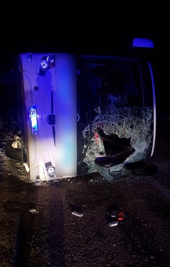 Kayseri’deki otobüs kazasında 14 kişi yaralandı