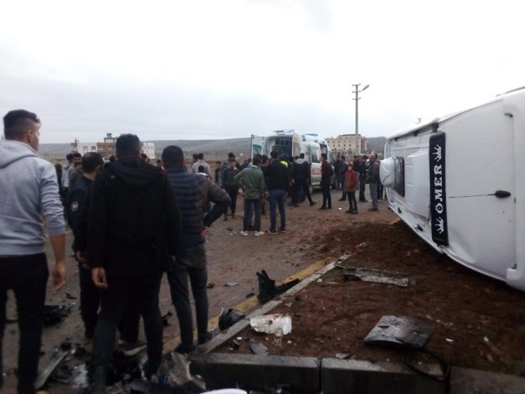 Midyat’ta trafik kazası: 2’si ağır 4 yaralı